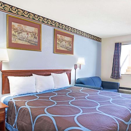 Super 8 By Wyndham Suwanee Otel Dış mekan fotoğraf