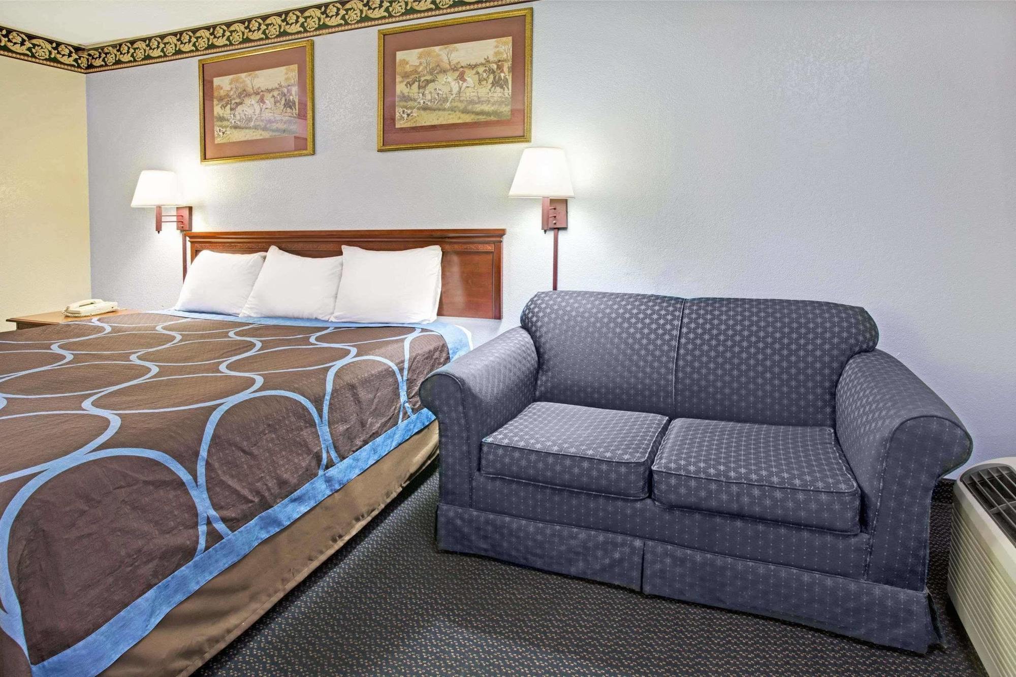 Super 8 By Wyndham Suwanee Otel Dış mekan fotoğraf
